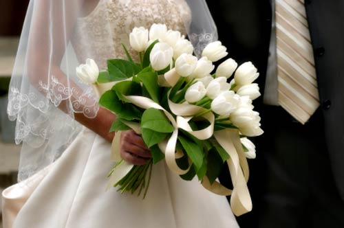 hand-tied-bridal-bouquets-6